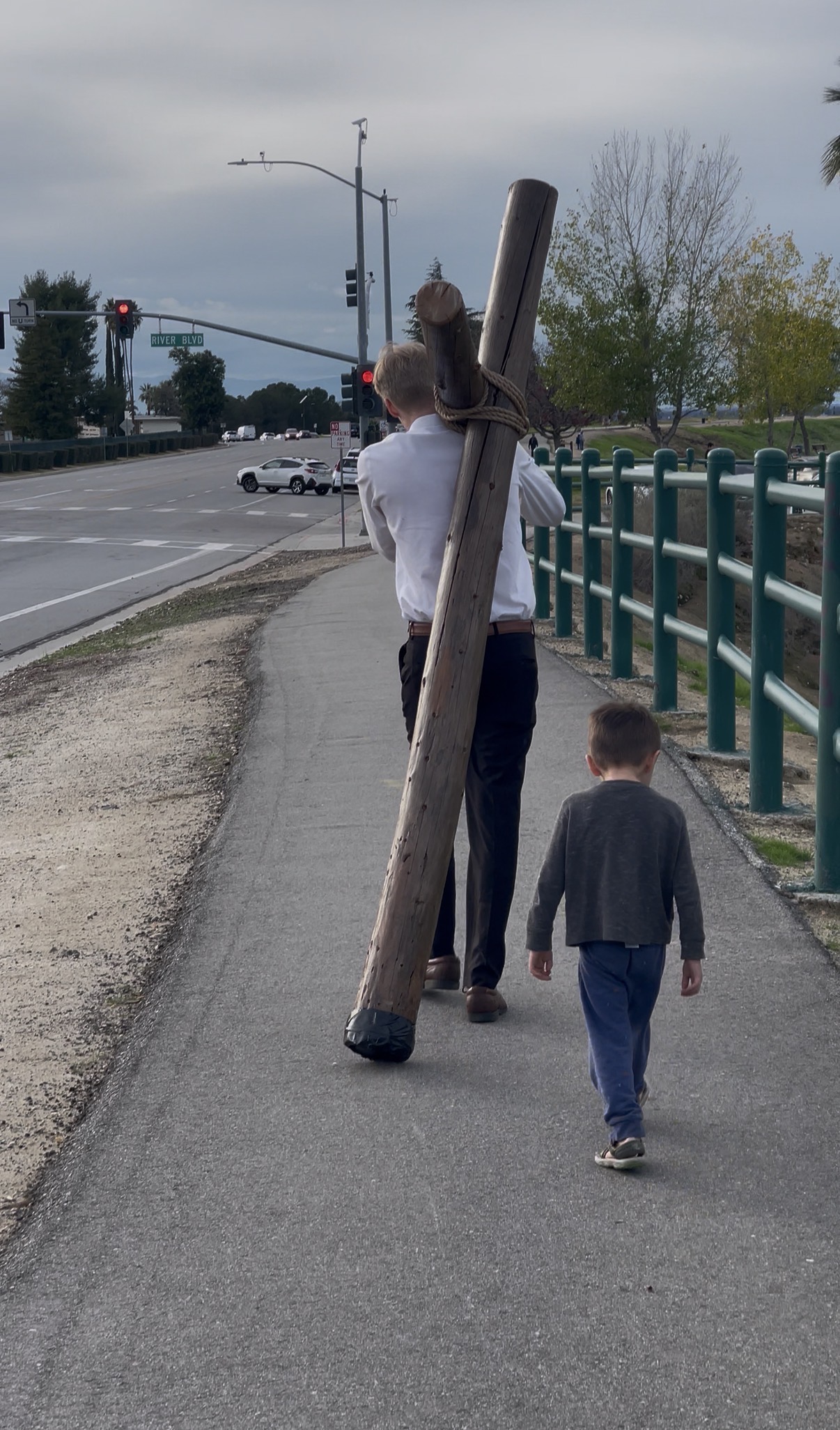Seth carrying a cross across Ward 3